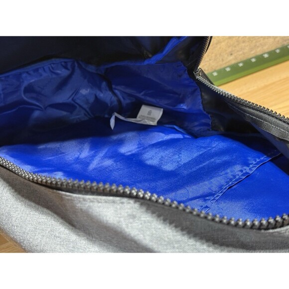 CHAMPION Manuscript Backpack Grey Black with Laptop Sleeve - Picture 14 of 16